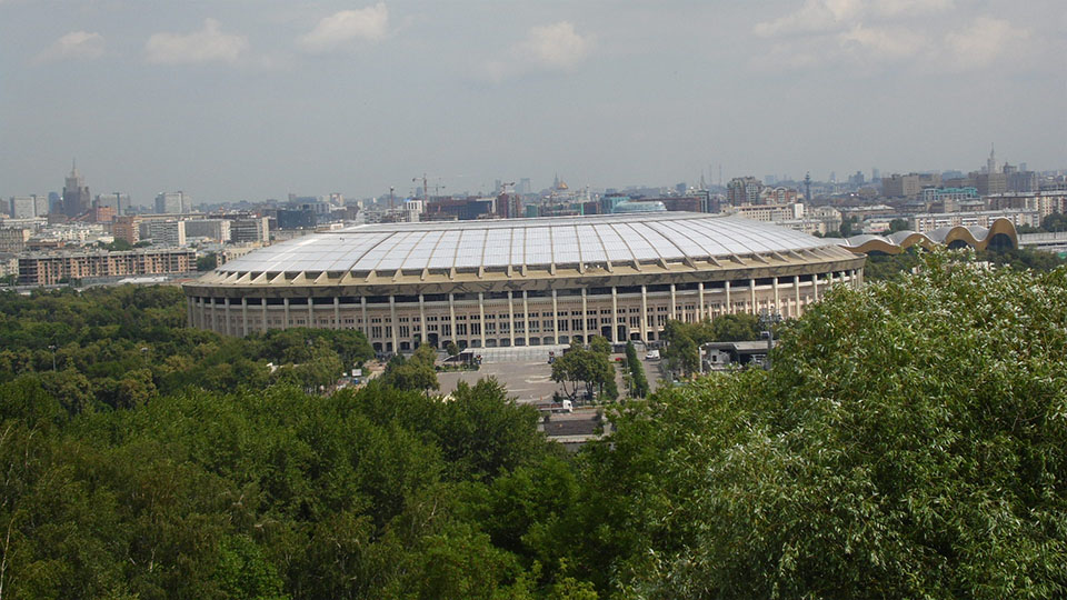 Вид Большой Спортивной арены с Воробьёвых гор